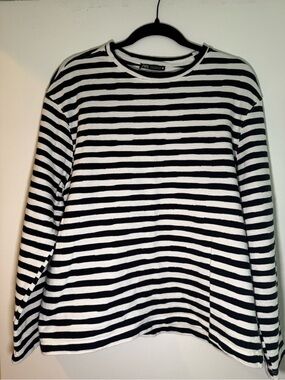 Zara Black & White Striped LS Top